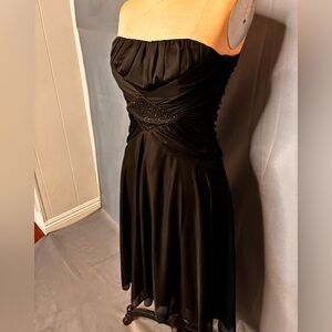 Elegant Black Strapless Evening Dress